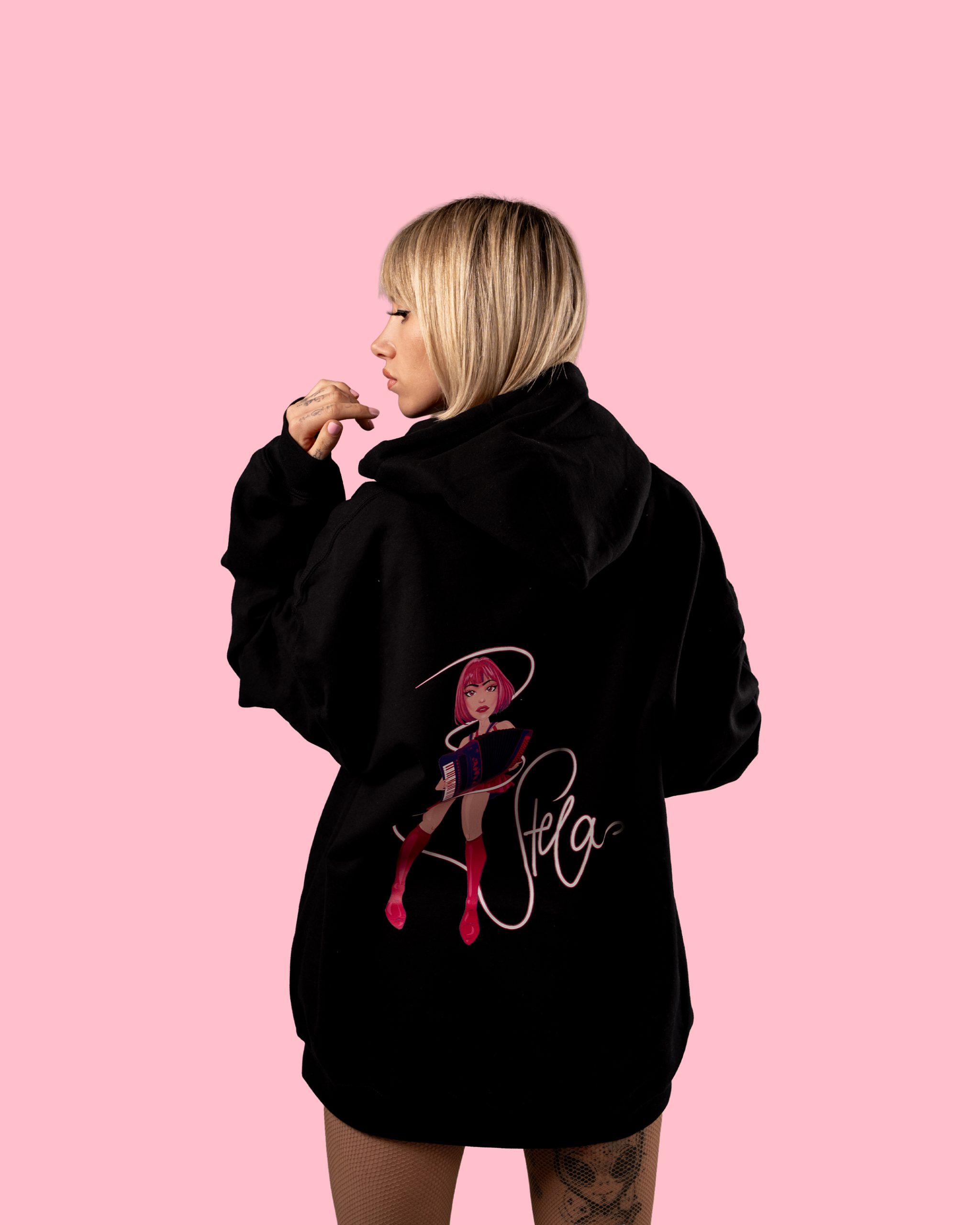 Stela Harmonika Hoodica